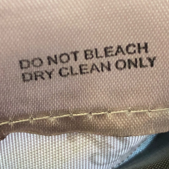 Cute Vest good condition 💖 - Picture 6 of 9